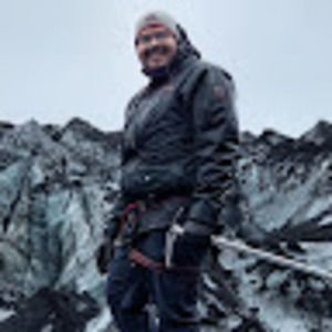 Meet your Posher, Azher